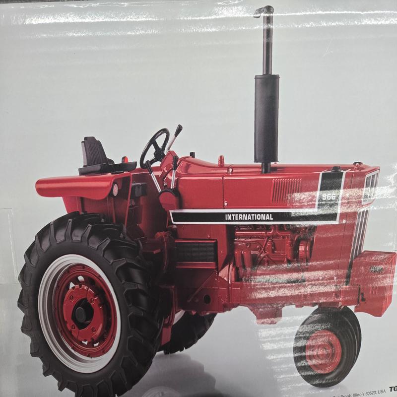 1/16 IH 966 Prestige Trac